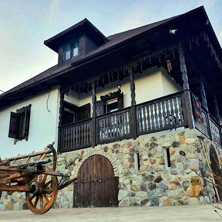 Casa Cu Cerdac Nucşoara Exterior foto